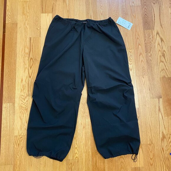 NWT • Petite • Athleta Midday Low Rise Poplin Pant - Picture 2 of 6